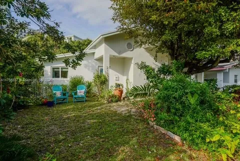 213 Florida Ave, Coral Gables, FL 33133 - MLS#: A11756337
