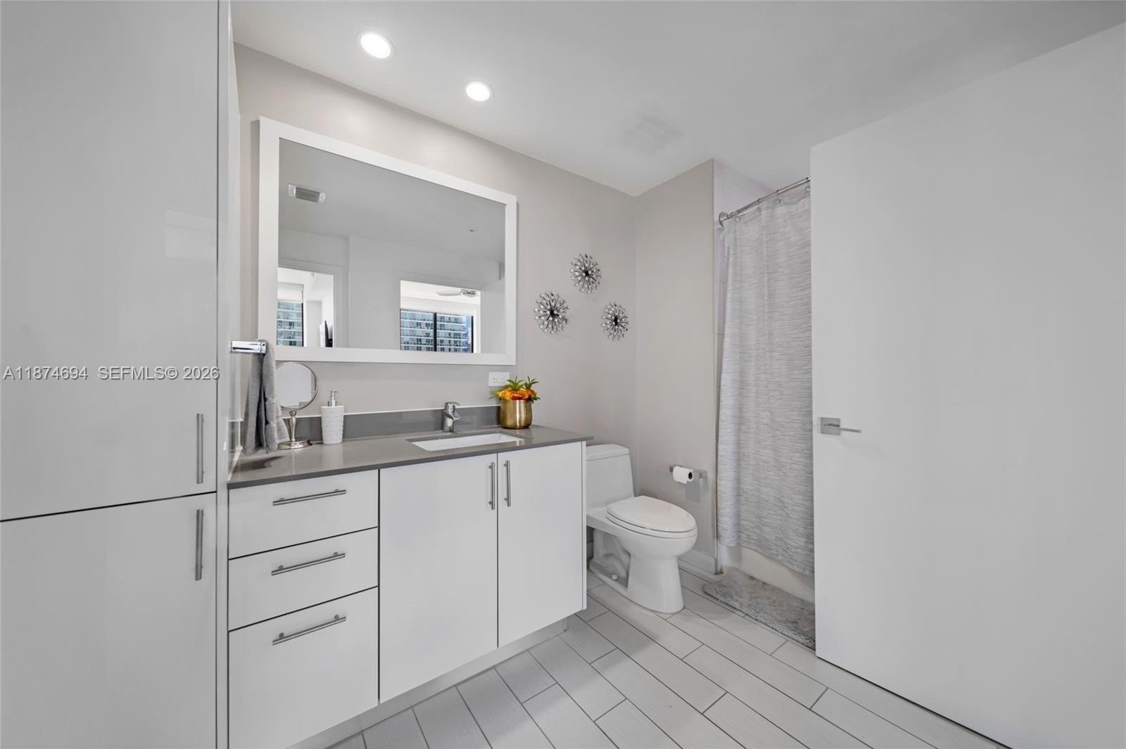 NINE AT MARY BRICKELL VIL - Residential