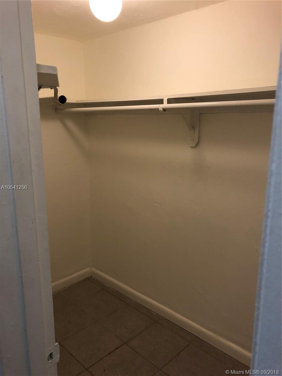 C GAB DOUGLAS SEC - Residential Lease