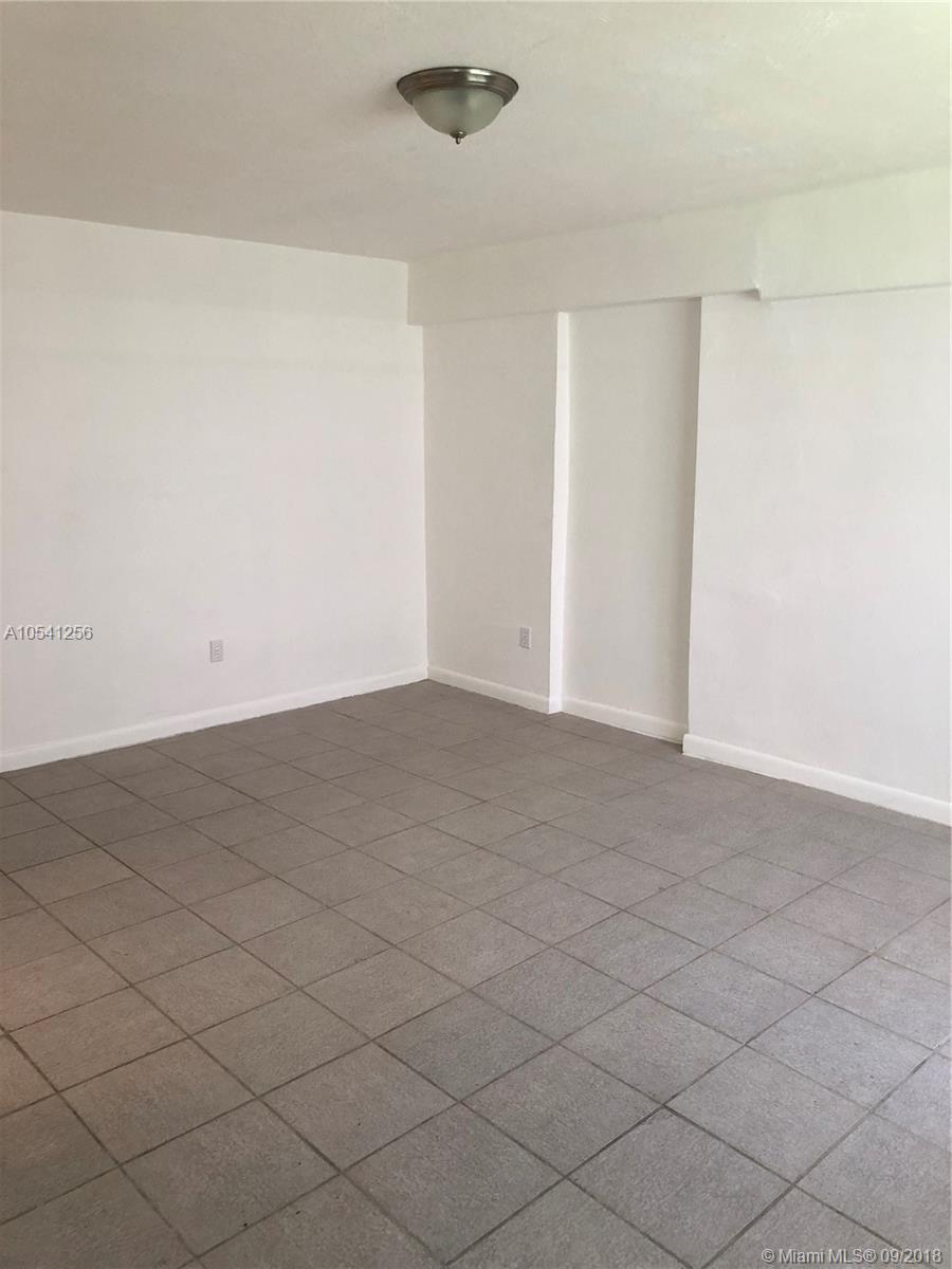 C GAB DOUGLAS SEC - Residential Lease