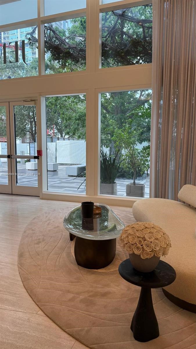 ANTIQUERS AERODROME - Residential Lease