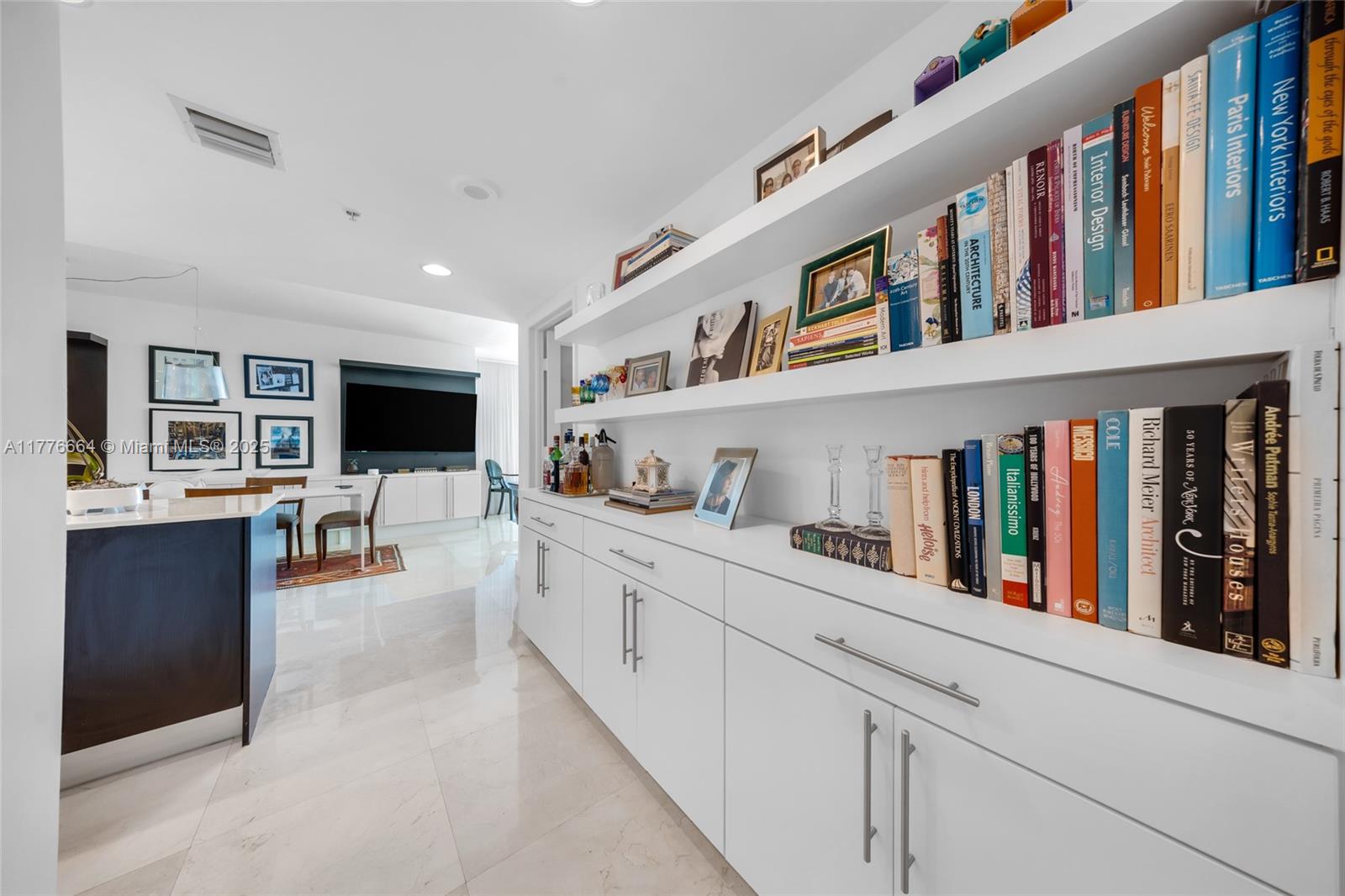 ONYX ON THE BAY CONDO - Residential