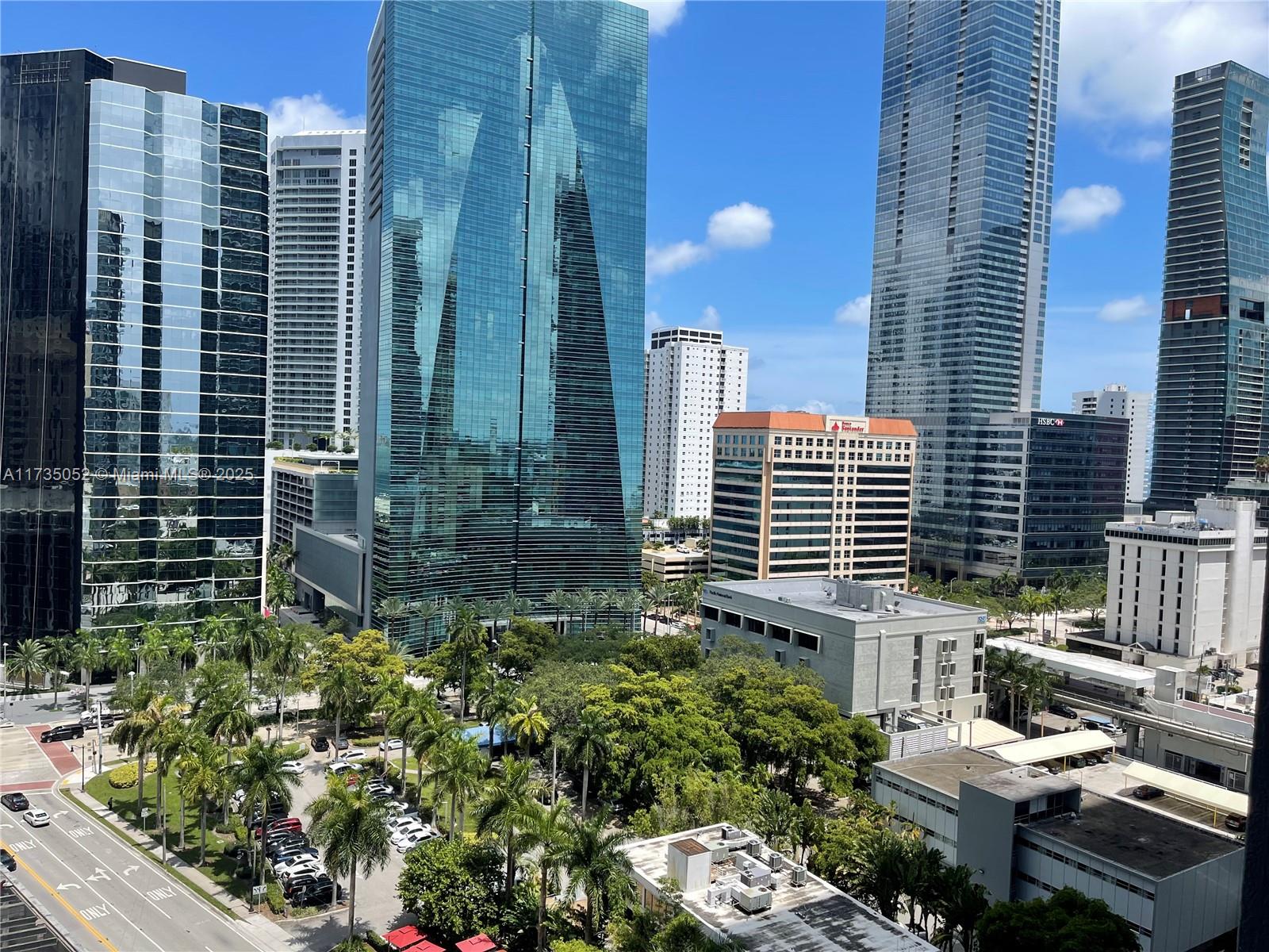 VUE AT BRICKELL CONDO - Residential Income