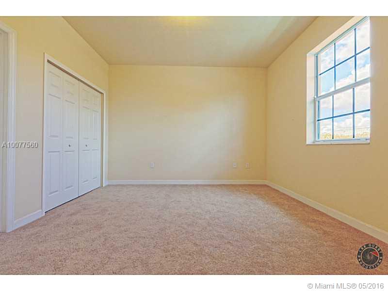 Kendall Square - Residential Lease