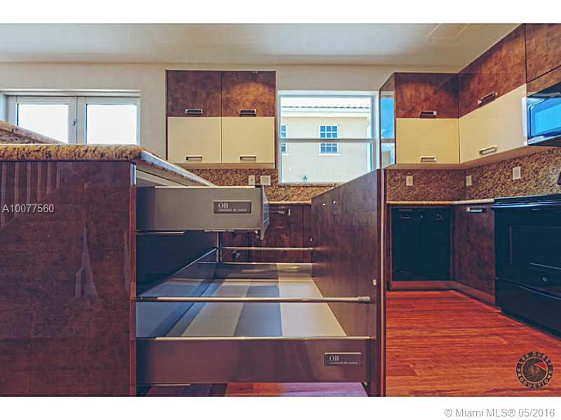 Kendall Square - Residential Lease