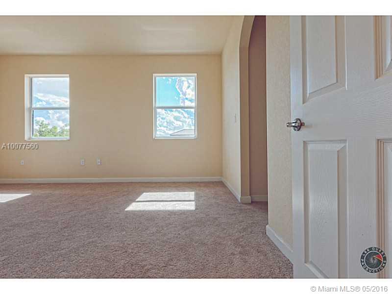 Kendall Square - Residential Lease
