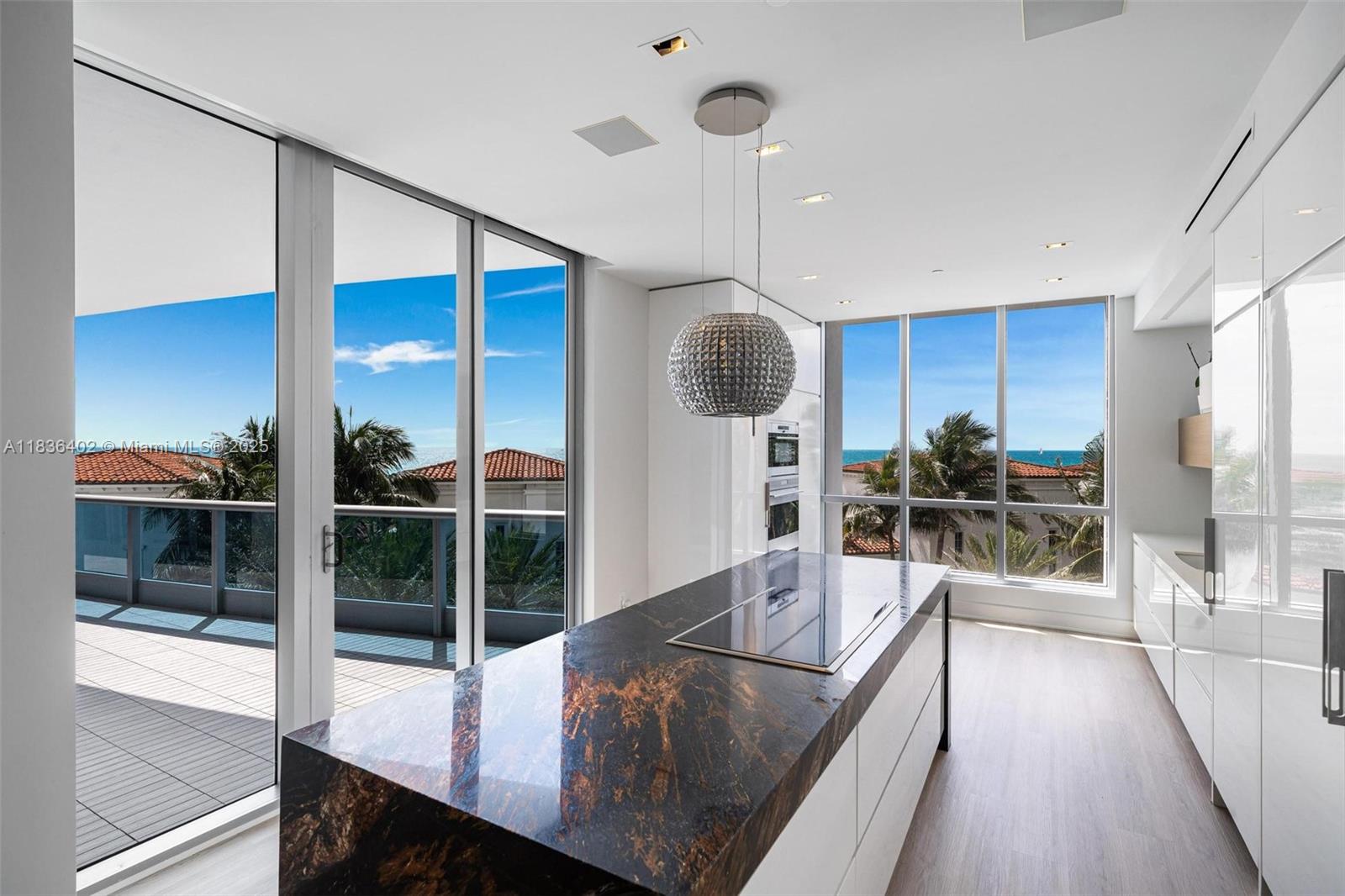 5959 Collins Ave 705