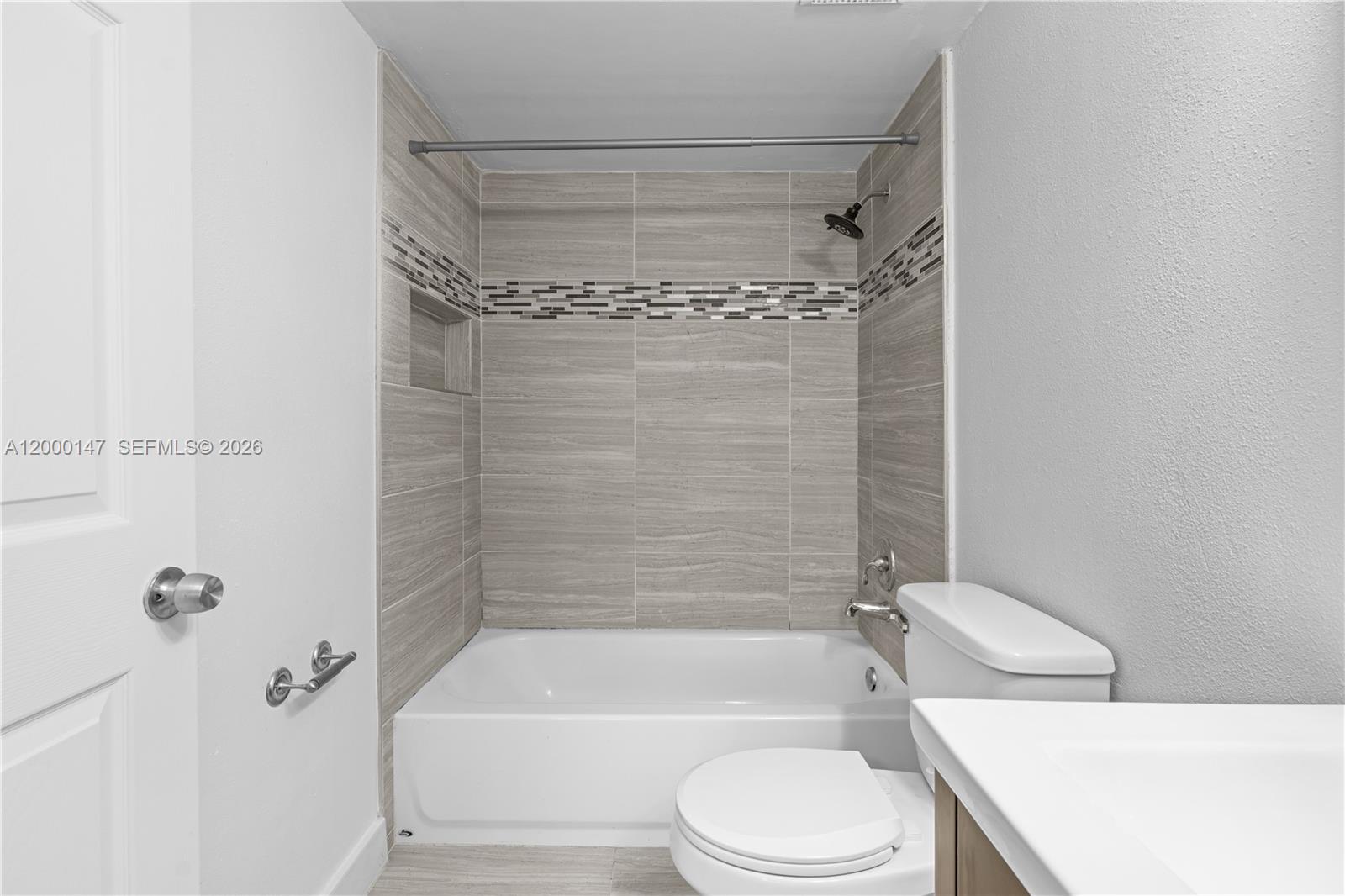 VILLAS DE VENEZIA CONDO - Residential