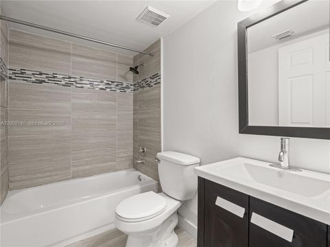Tiny photo for 9821 Nob Hill Ct #9821, Sunrise, FL 33351 (MLS # A12000147)