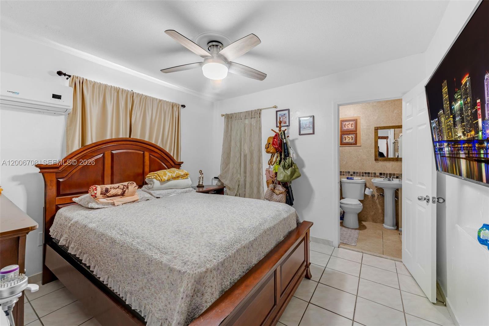 GRAPELAND HEIGHTS - Residential