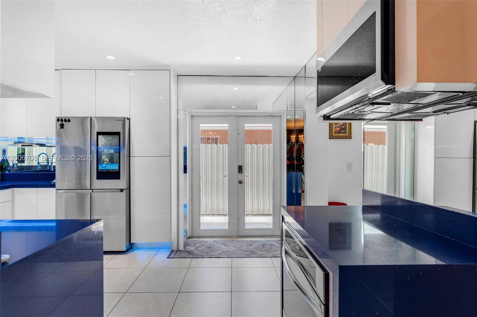 GRAPELAND HEIGHTS - Residential