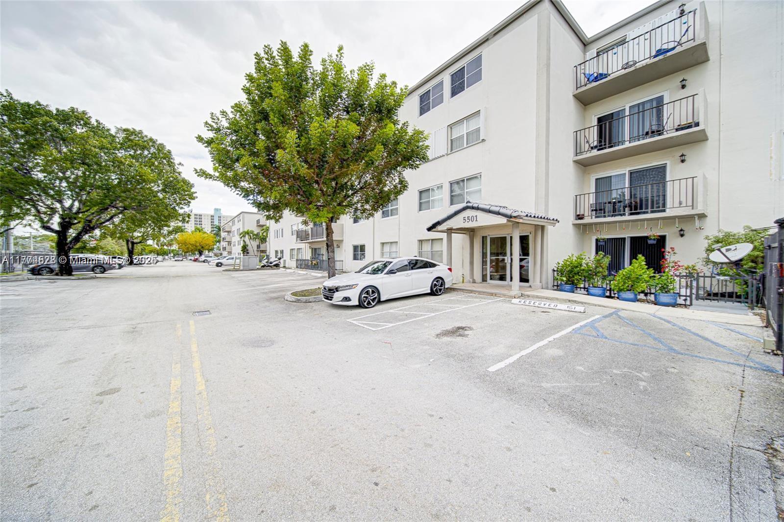Rental Property at 5501 Nw 7th St E314, Miami, Broward County, Florida - Bedrooms: 2 
Bathrooms: 2  - $2,400 MO.