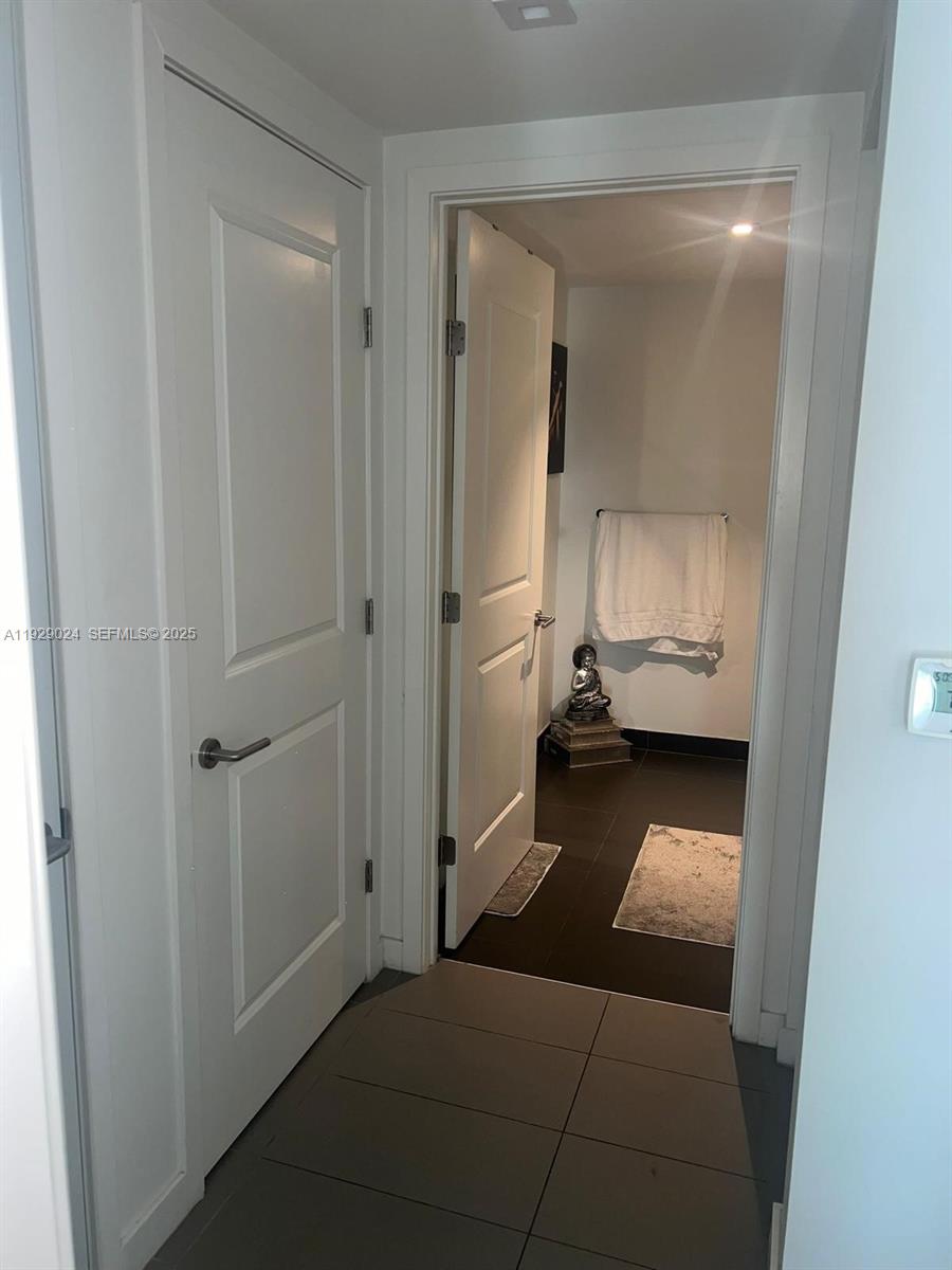 CANVAS CONDO - Residential