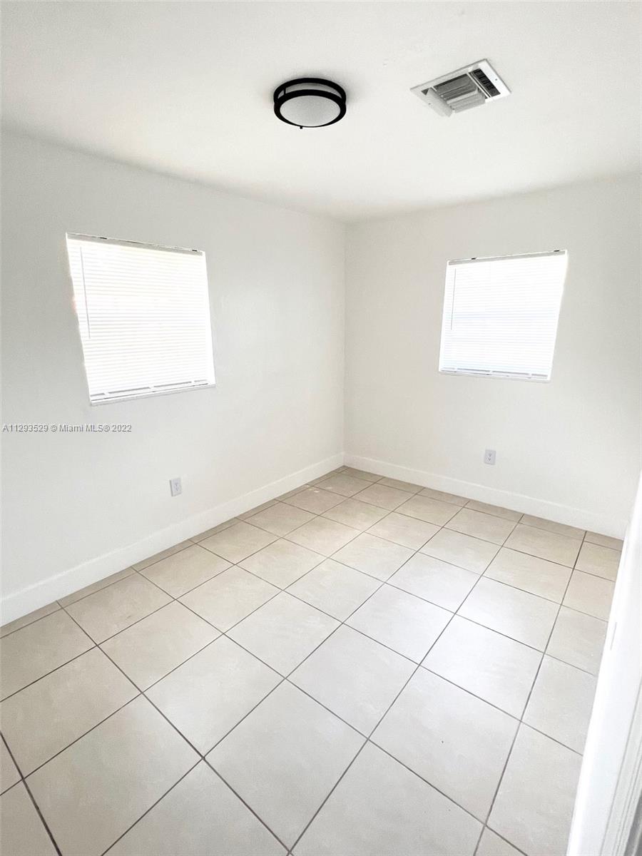 IVES ESTATES SEC 3 - Residential