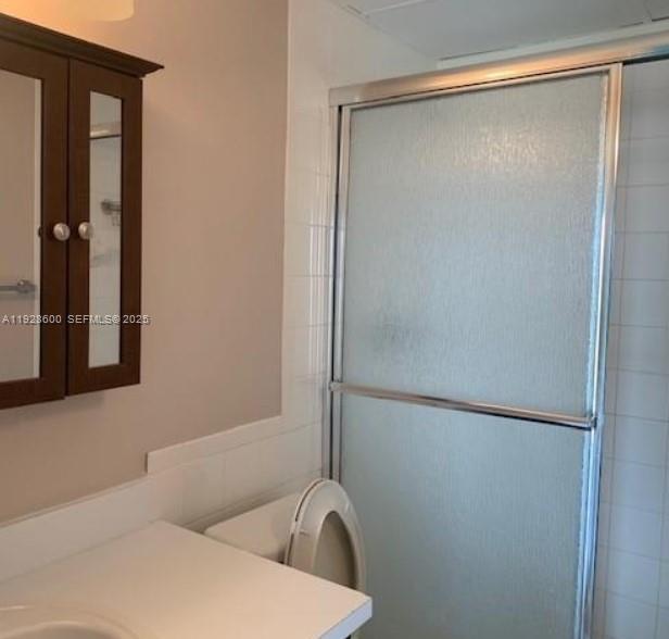 PALM VILLAGE CLUB CONDO - Residential Lease