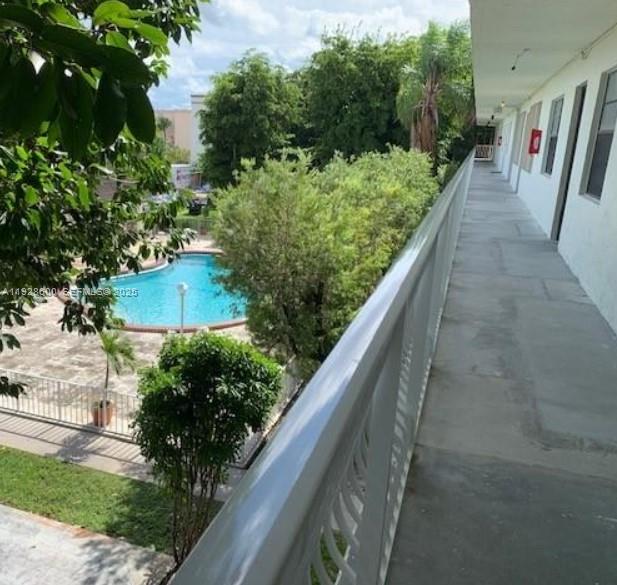 PALM VILLAGE CLUB CONDO - Residential Lease