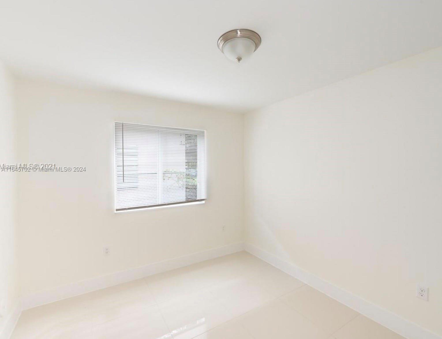 ORANGE HEIGHTS - Residential Lease