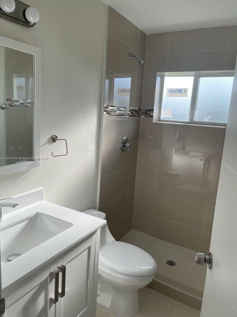 ORANGE HEIGHTS - Residential Lease