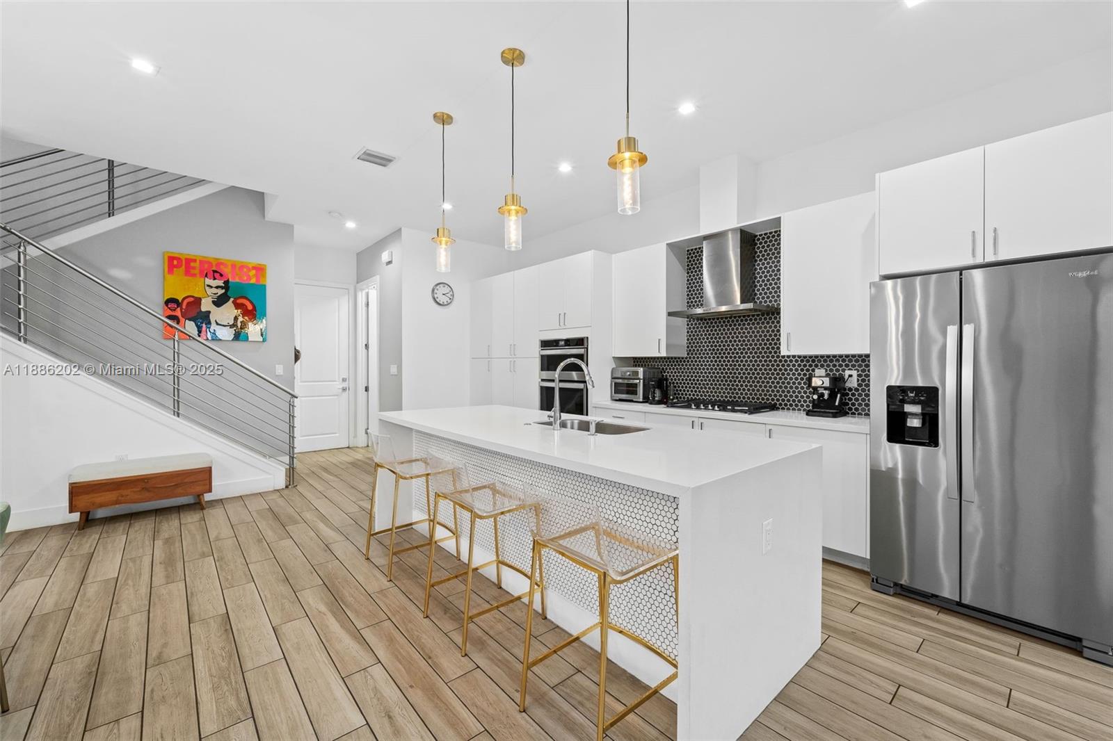 DOWNTOWN DORAL SOUTH PHAS - Residential Lease