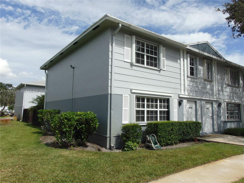 Photo of 1774 SW 81st Ter #1-37, Davie, FL 33324 (MLS # A11924235)