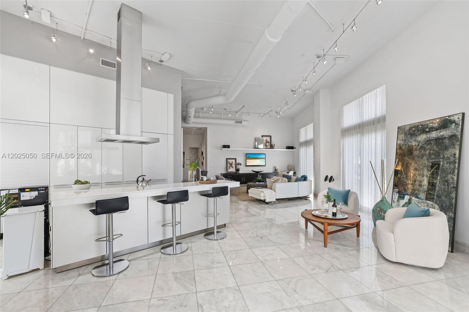 THE MERIDIAN CONDO - Residential