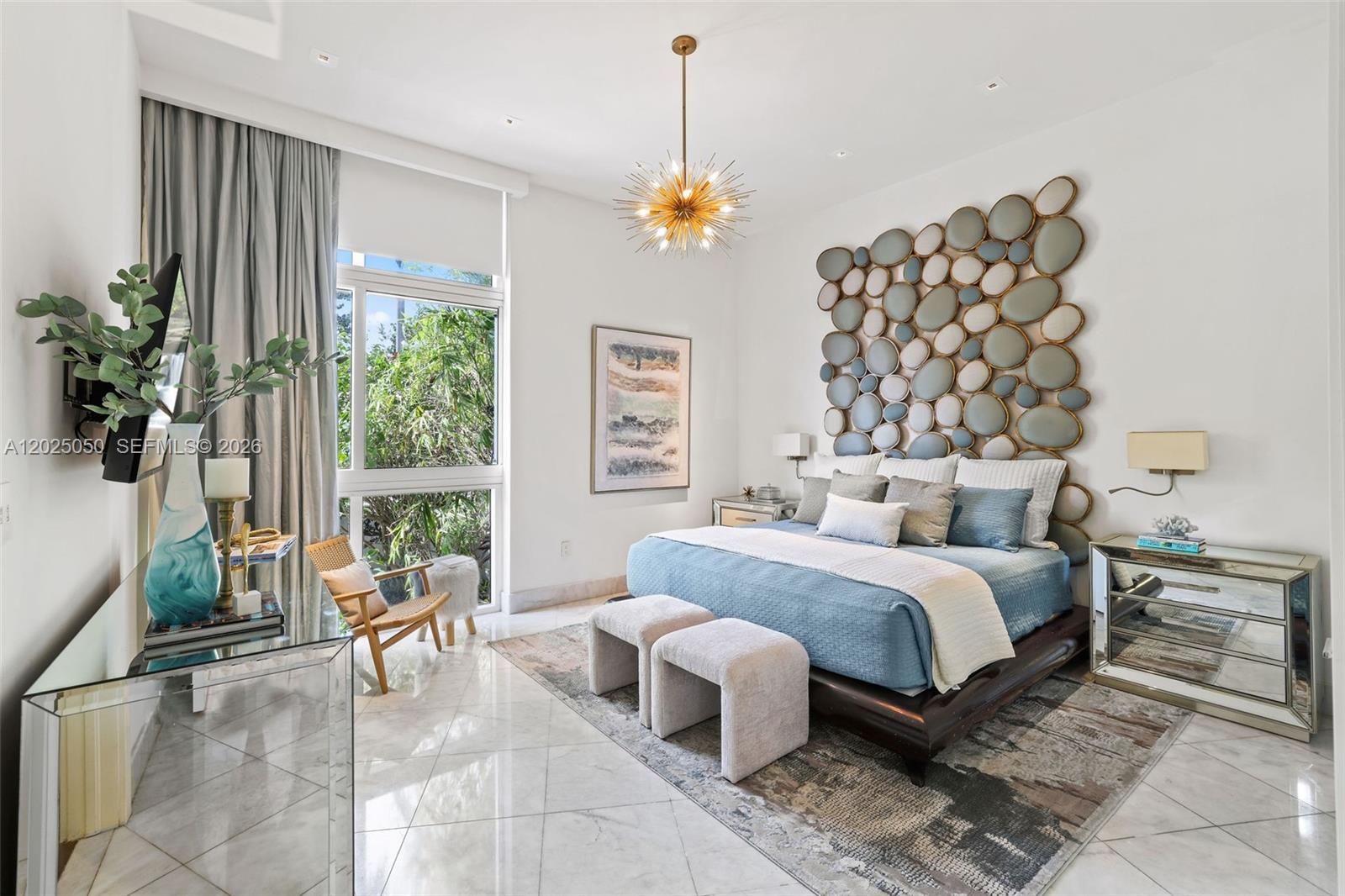 THE MERIDIAN CONDO - Residential