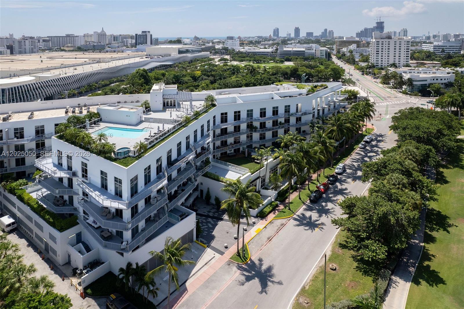 THE MERIDIAN CONDO - Residential