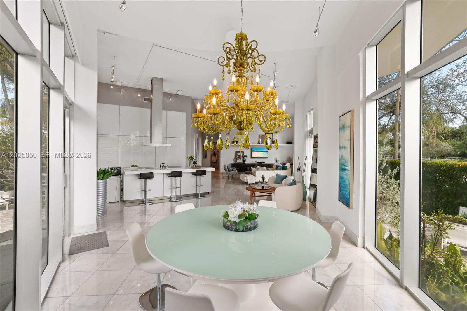 THE MERIDIAN CONDO - Residential
