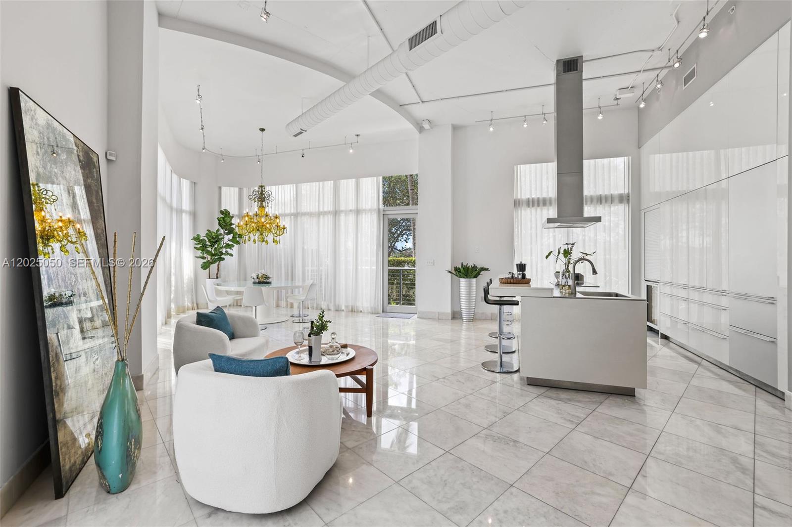 THE MERIDIAN CONDO - Residential