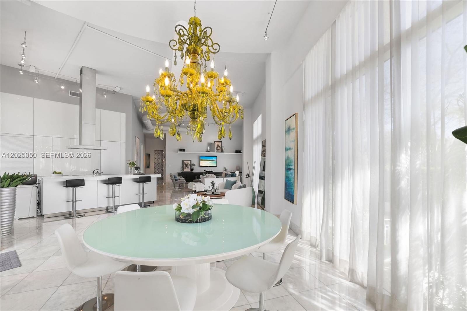THE MERIDIAN CONDO - Residential