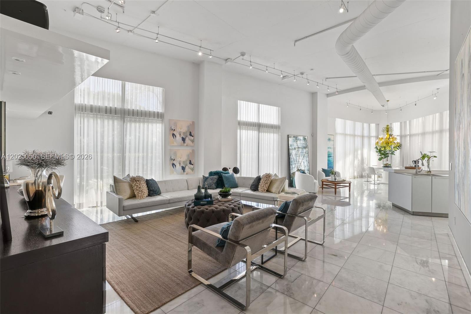 THE MERIDIAN CONDO - Residential