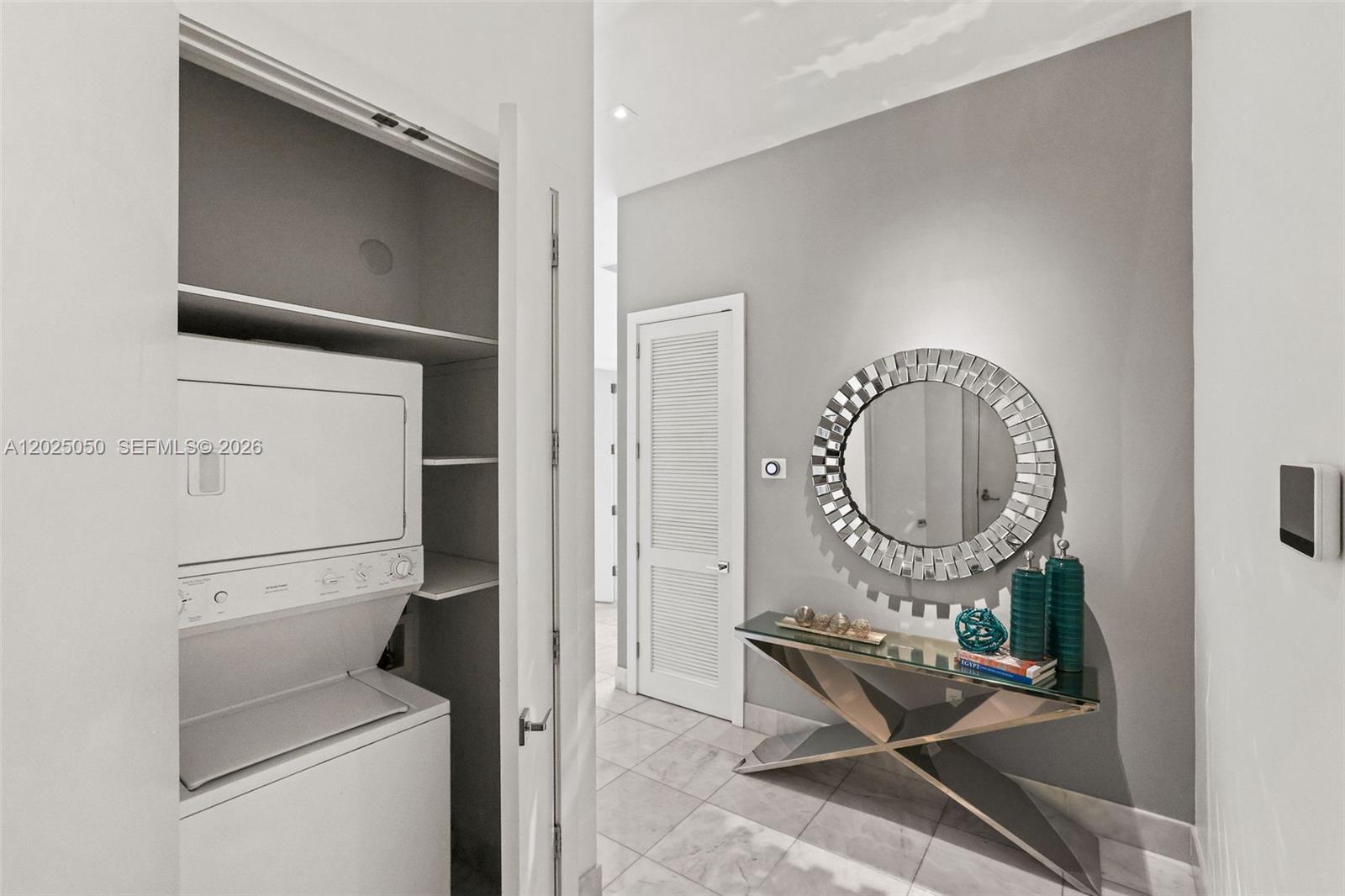 THE MERIDIAN CONDO - Residential