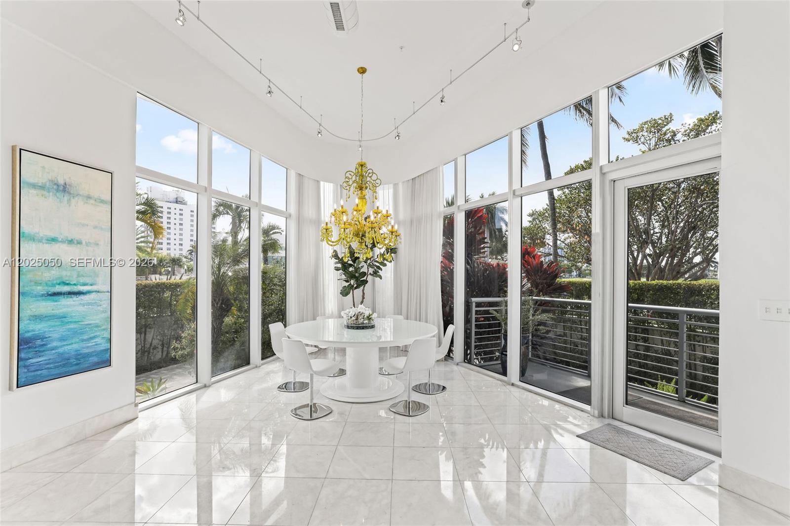 THE MERIDIAN CONDO - Residential