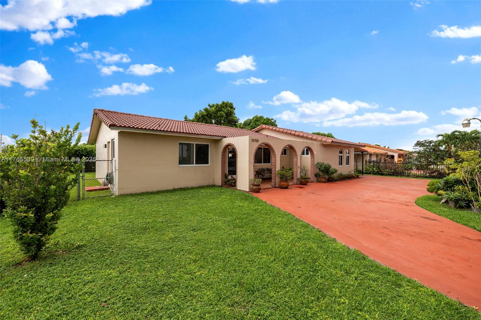 Property for Sale at 10700 Sw 26th St, Miami, Broward County, Florida - Bedrooms: 3 
Bathrooms: 2  - $755,000