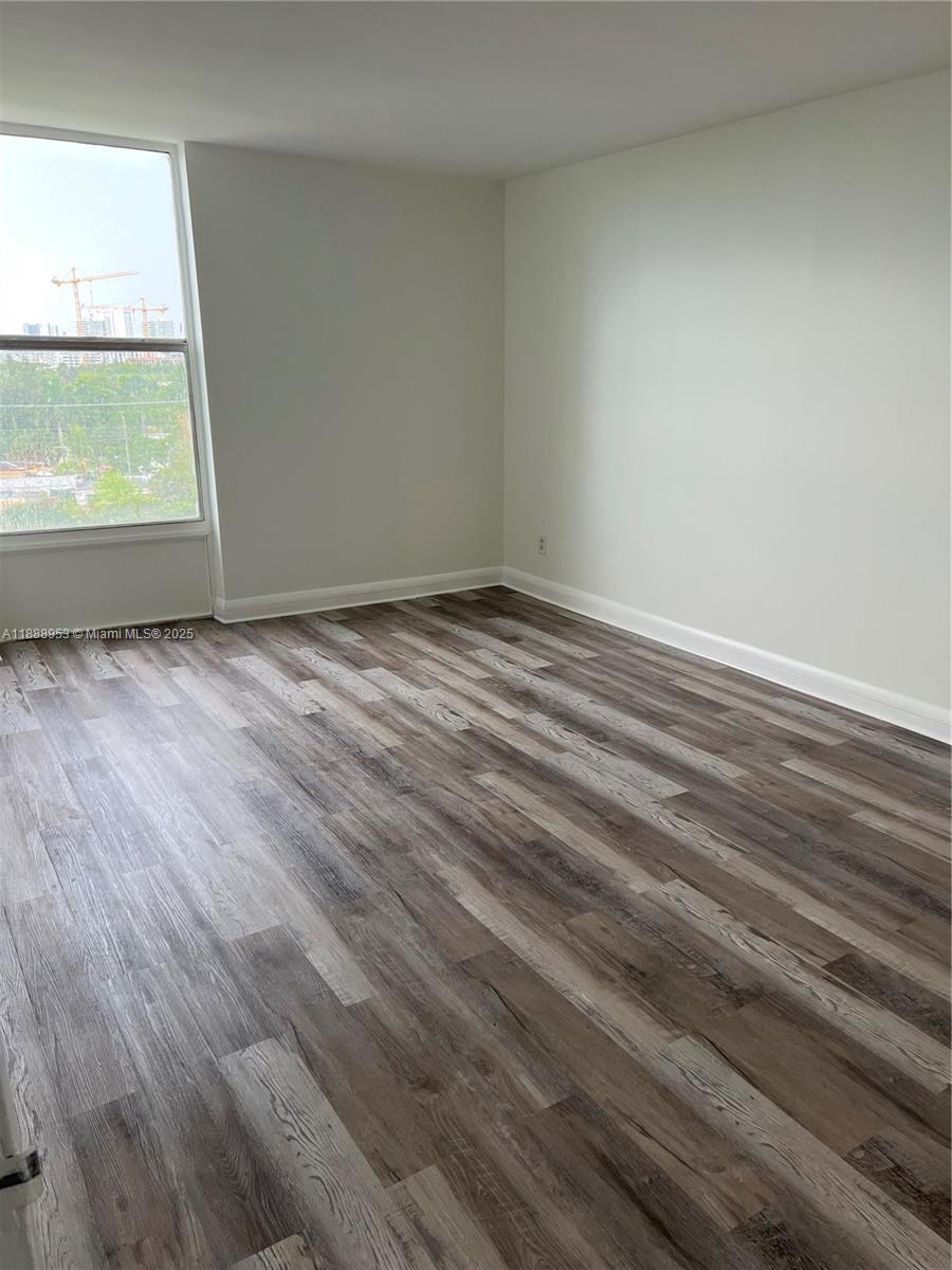 KEYSTONE TOWERS CONDO - Residential Lease