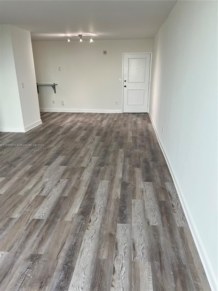 KEYSTONE TOWERS CONDO - Residential Lease
