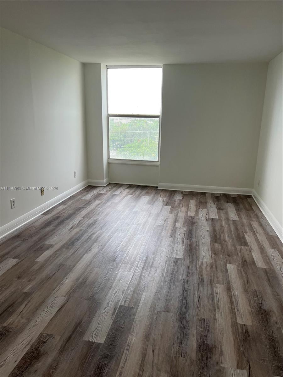 KEYSTONE TOWERS CONDO - Residential Lease