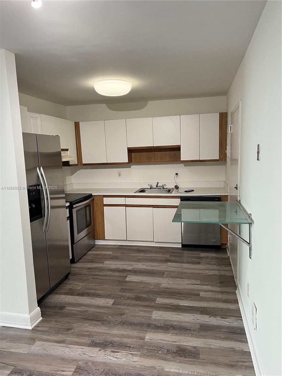 KEYSTONE TOWERS CONDO - Residential Lease