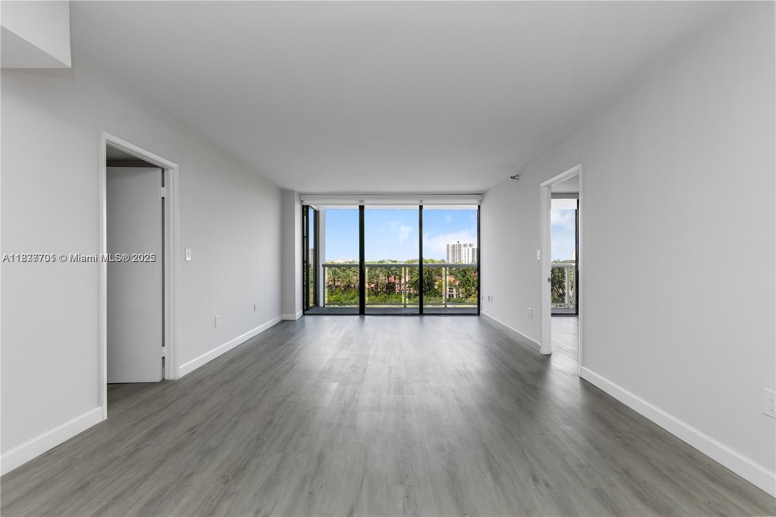 20505 E Country Club Dr 632