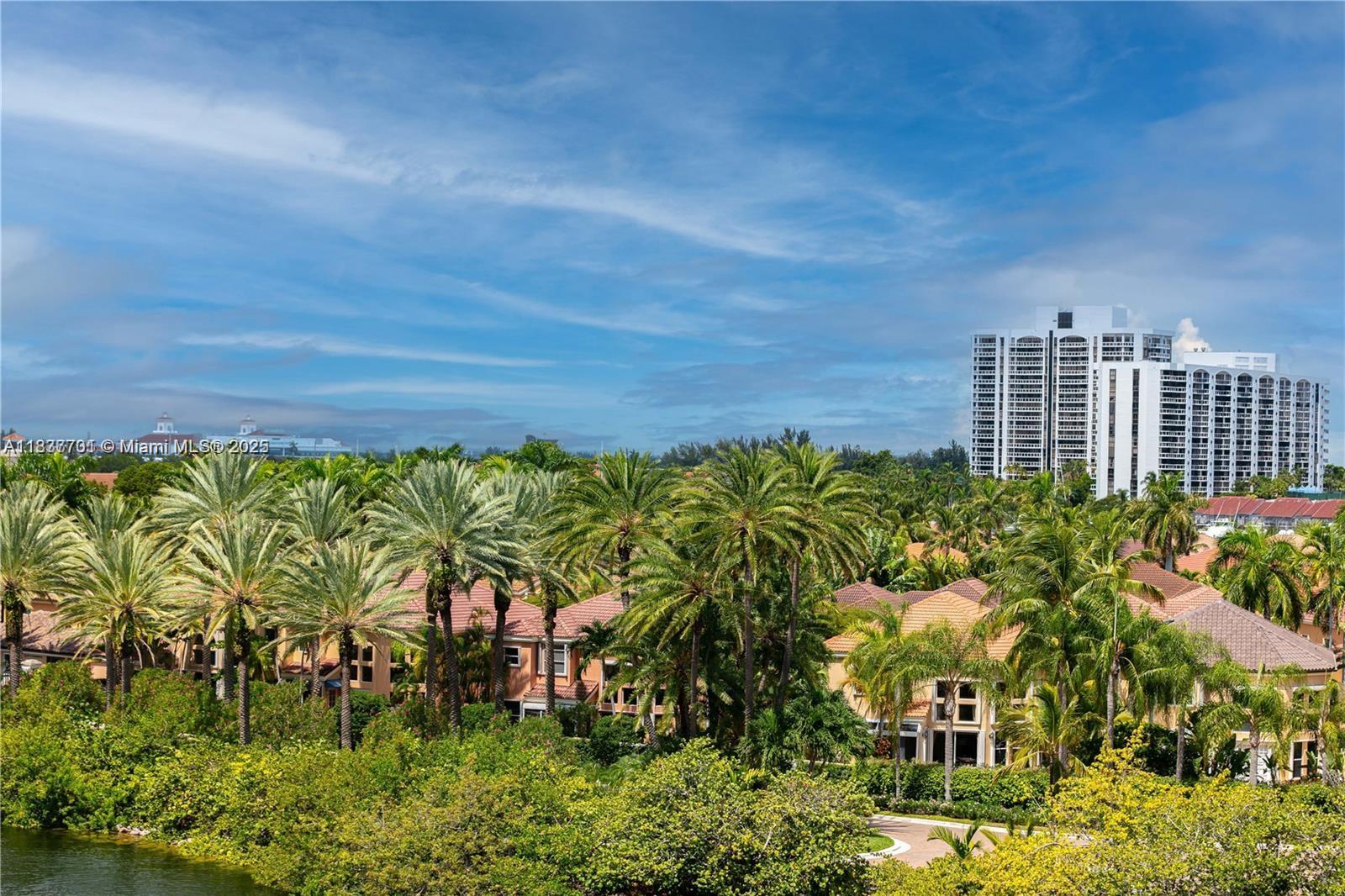 20505 E Country Club Dr 632