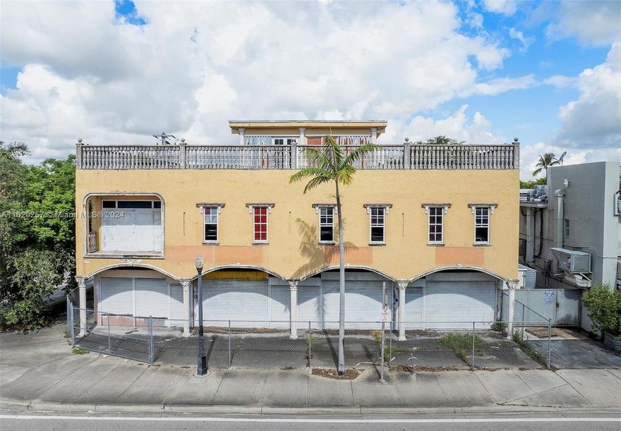 Chariff Realty Group is proud to present MiMo 67 located at 6700 Biscayne Blvd, Miami, FL 33138. This hidden gem is a one of a kind Retail/Commercial Value-Add Opportunity in Miami’s Iconic MiMo District. Perfect for an end-user or investor looking to add vibrancy and walkability to the District with an innovative and unique concept. The property features two floors and a stunning rooftop terrace, ideal for a rooftop bar/lounge. Enjoy beautiful city views that will captivate both locals and tourists. Don’t miss out on this rare opportunity to maximize untapped potential at MiMo 67!
AREA HIGHLIGHTS:
• Diverse demographic providing broad consumer base
• Vibrant dining scene within walking distance
• Close proximity to key transportation arteries