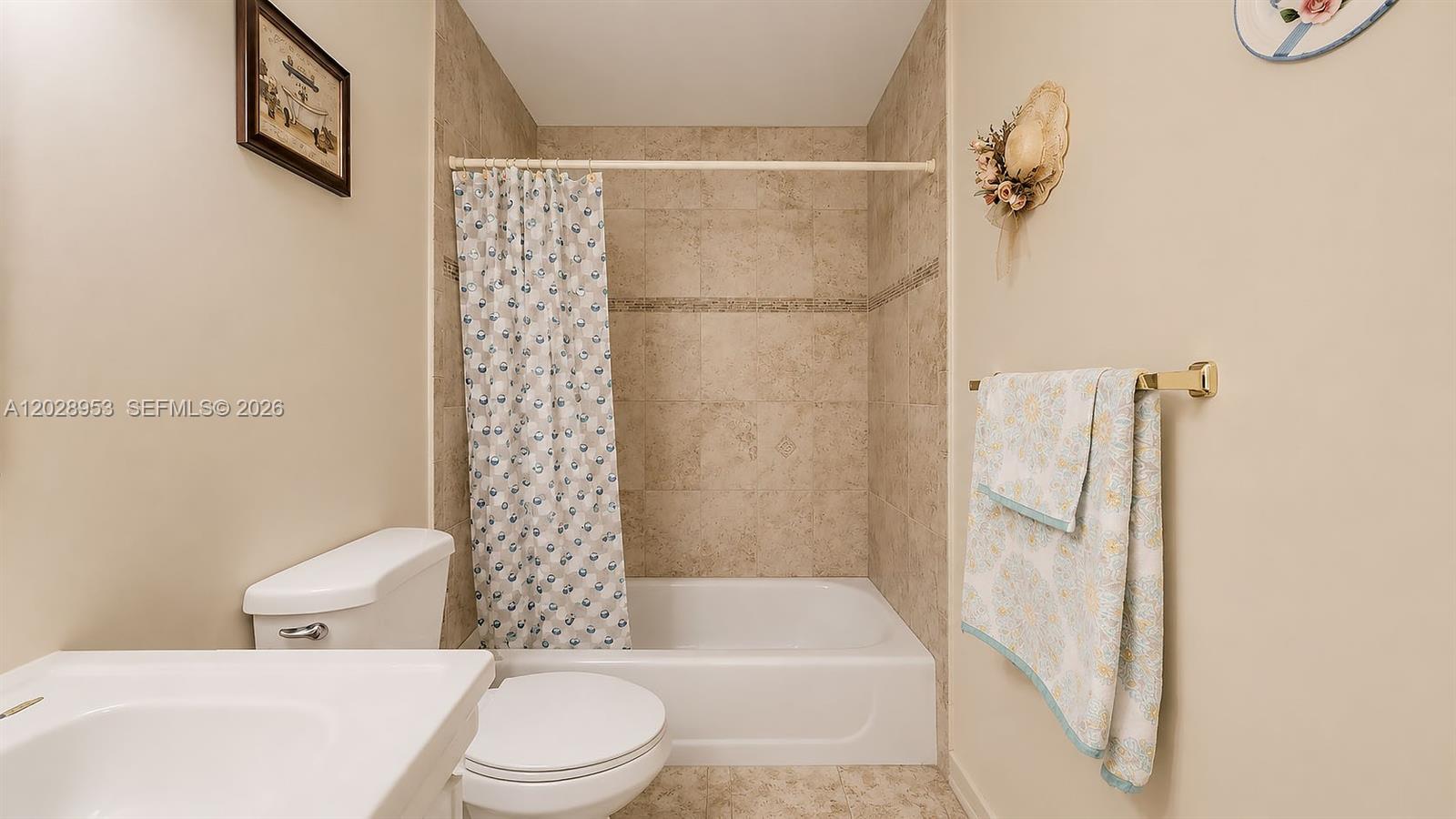 TIFFANY LAKES CONDO - Residential