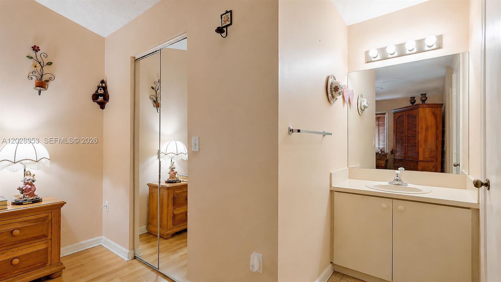 TIFFANY LAKES CONDO - Residential