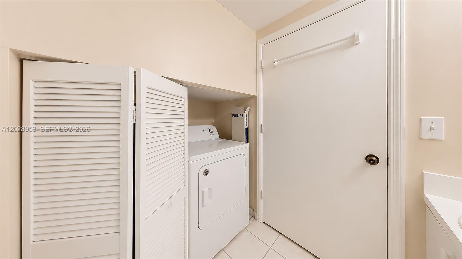 TIFFANY LAKES CONDO - Residential