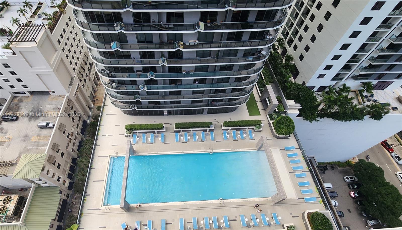 BRICKELL HEIGHTS EAST CON - Residential Lease