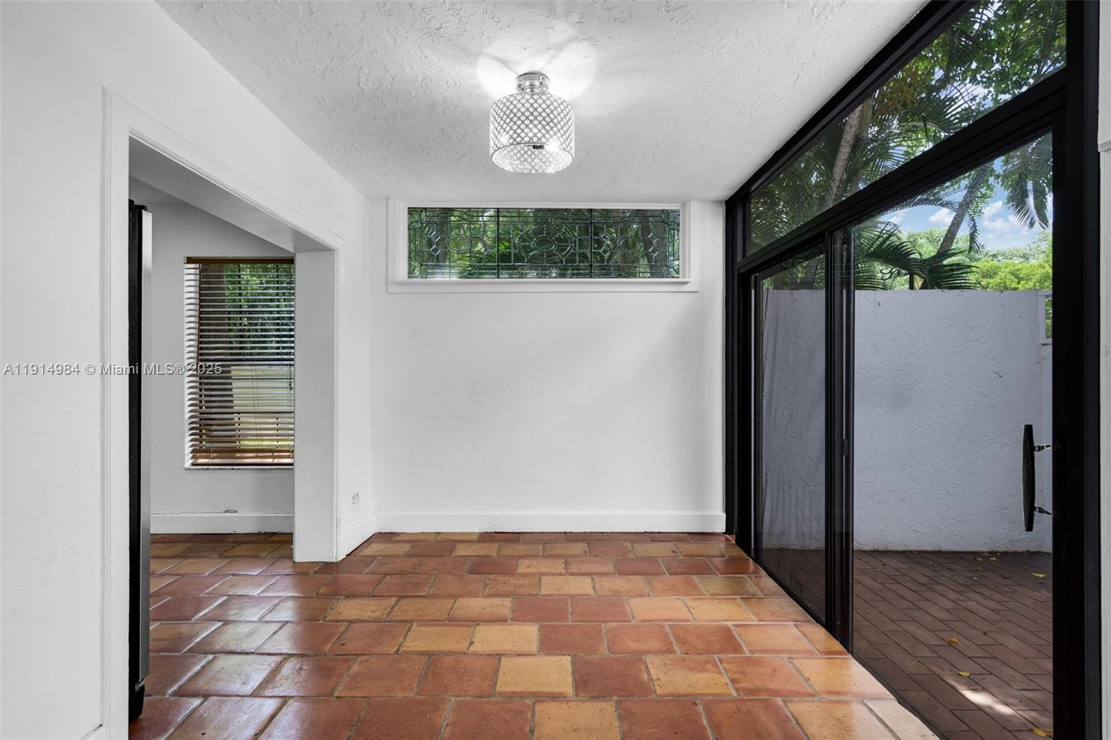 MARINER VILLAGE TH CONDO - Residential