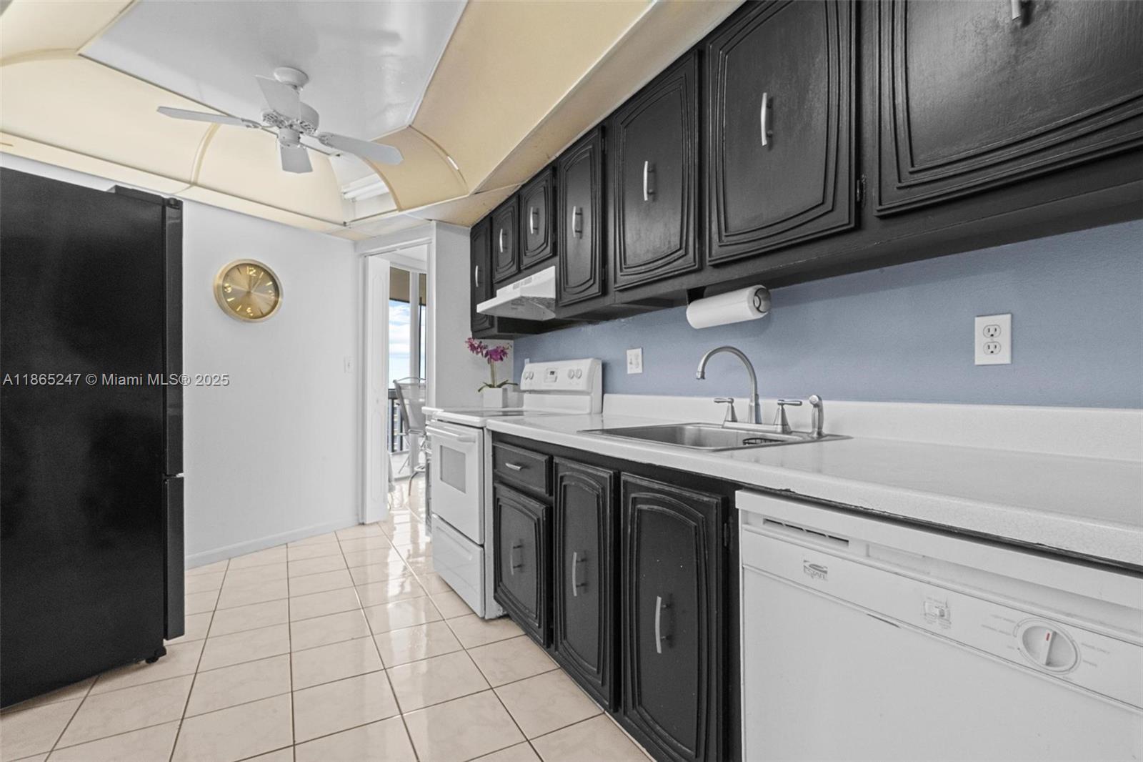 ENVIRON I CONDO 9 - Residential