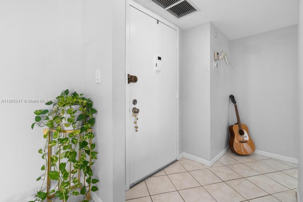 ENVIRON I CONDO 9 - Residential