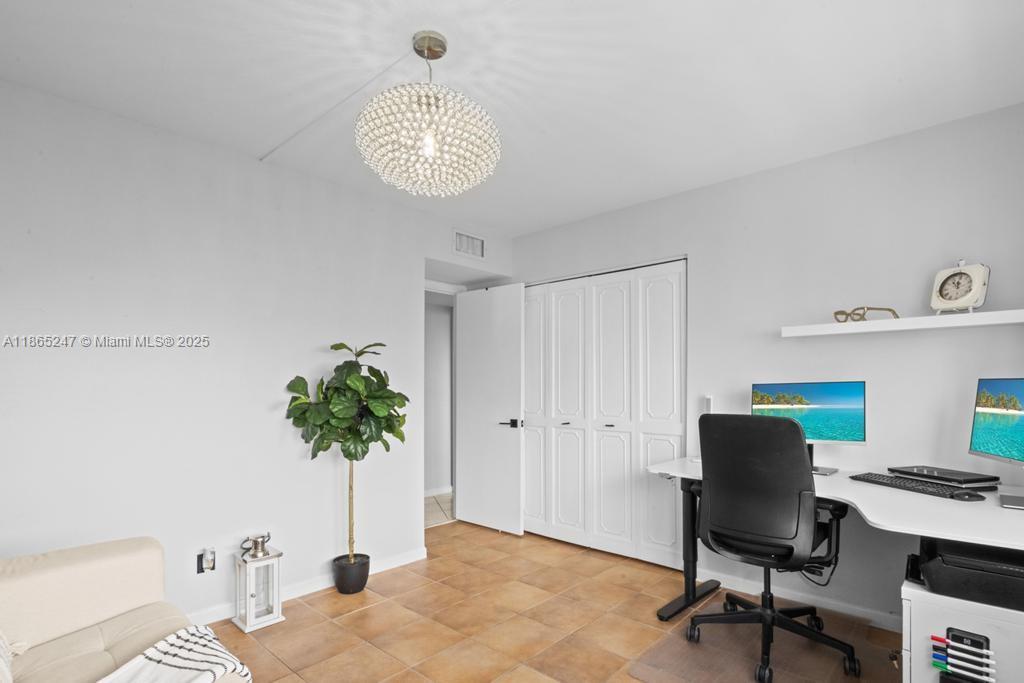 ENVIRON I CONDO 9 - Residential