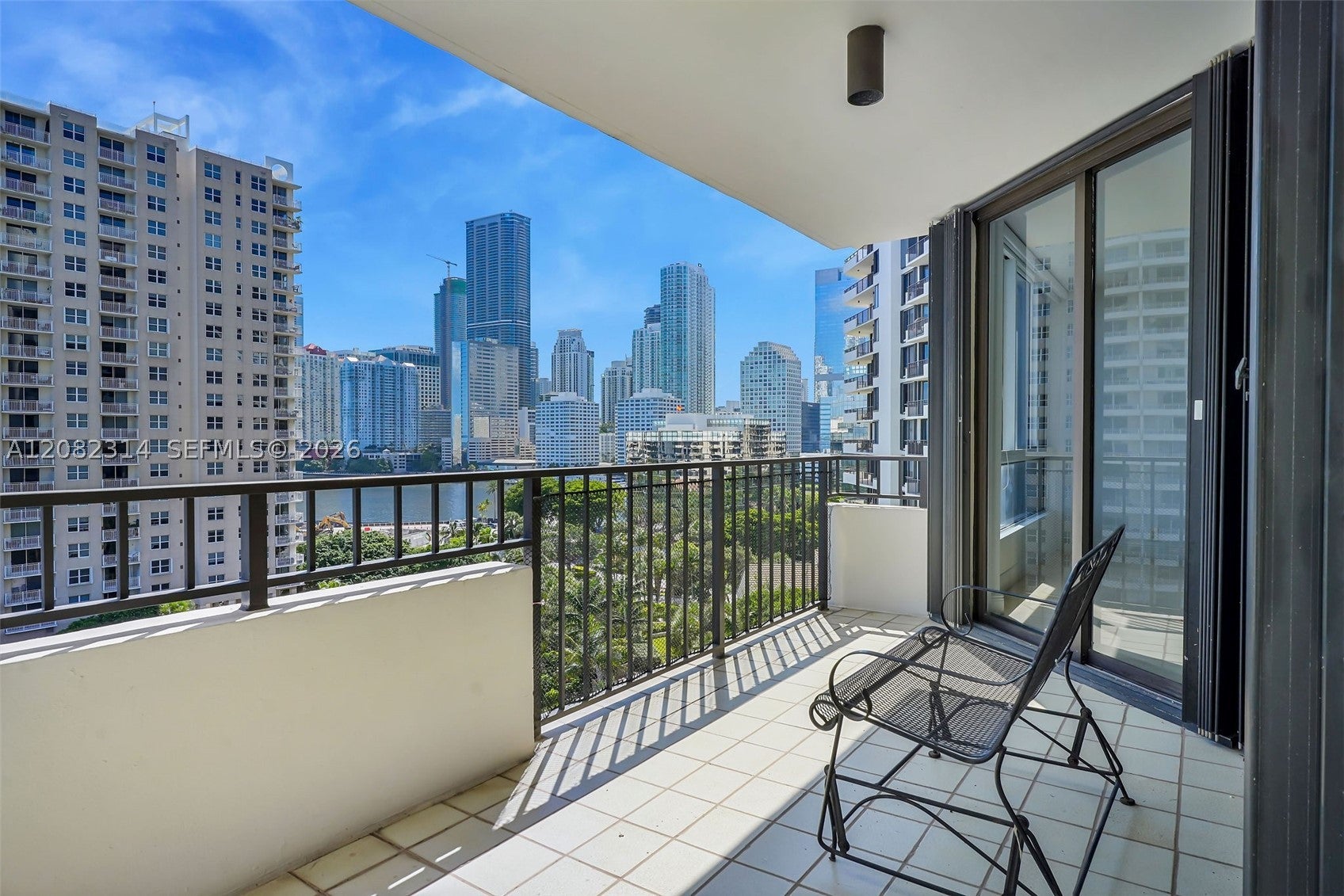520 Brickell Key Dr A1007